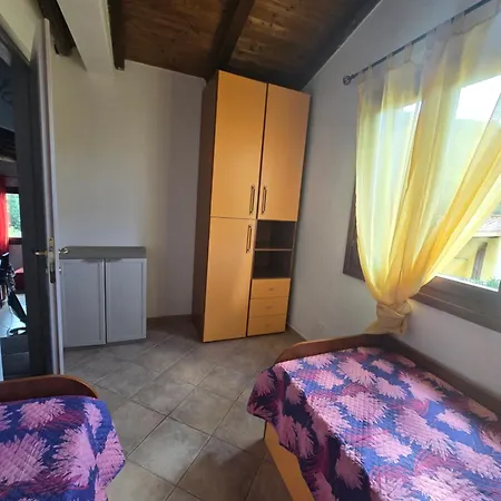 Trilocale Climatizzato L'oleandro Casa de Férias *