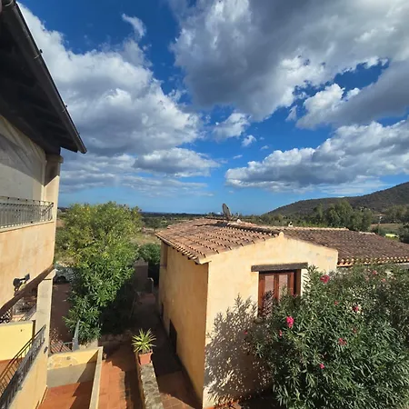 Casa de Férias Trilocale Climatizzato L'oleandro