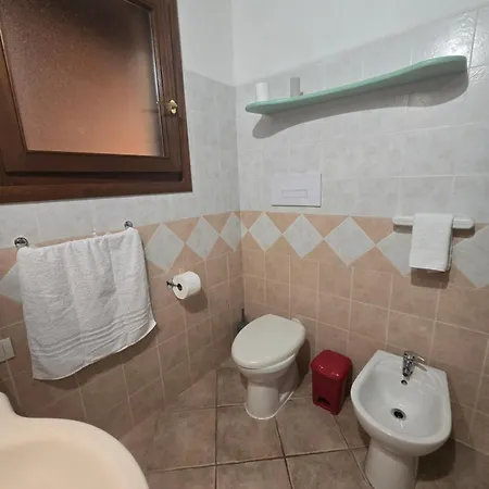 Ferienhaus Trilocale Climatizzato L'oleandro Tanaunella